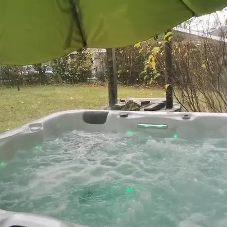 Holiday home Ardennes Au Coin Du Feu Jacuzzi Sauna Et Nature Jalhay